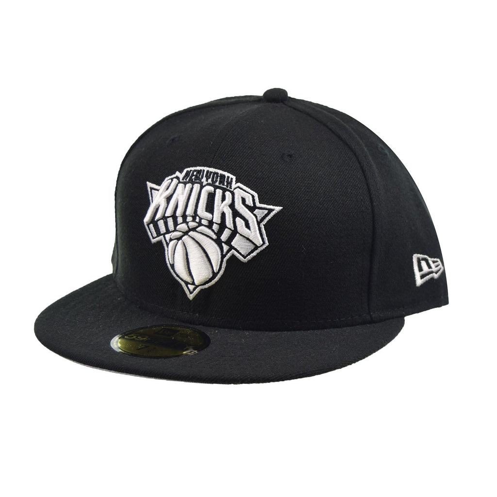 New Era New York Knicks 59Fifty Men's Fitted Hat Black-White