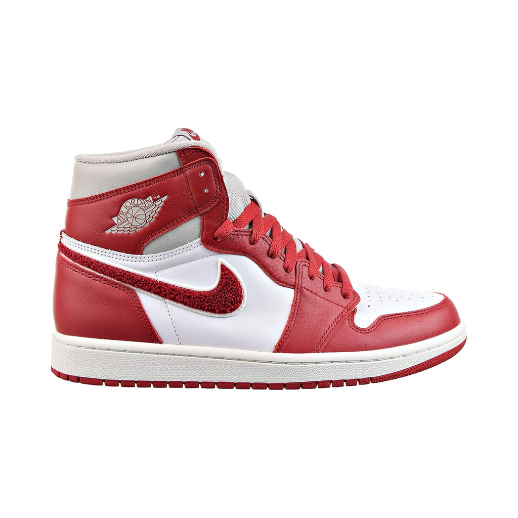 Air Jordan 1 Retro High OG Women s Shoes Varsity Red Sports Plaza NY